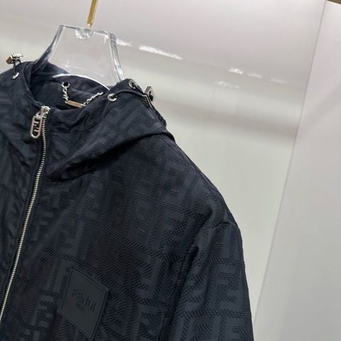 ÁO KHOÁC GIÓ NAM F E N D I DỆT JACQUARD TOÀN THÂN, PHOM BLOUSON CÓ MŨ