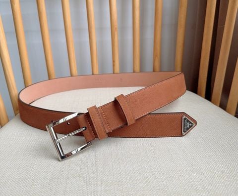 THẮT LƯNG NAM NỮ PRD SAFFIANO LEATHER TAM GIÁC KIM LOẠI BẢN 3.5CM