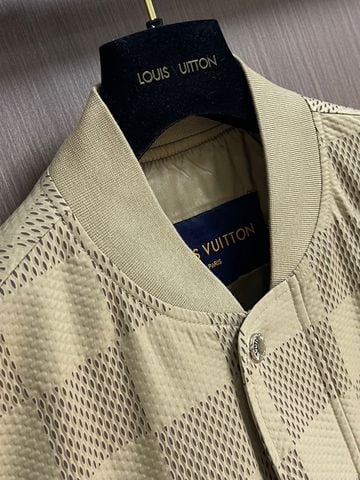 ÁO KHOÁC NAM L V JACQUARD CARO DAMIER – PHOM GỌN ĐẲNG CẤP