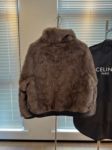 ÁO KHOÁC NỮ CLN DÁNG CROPPED LÔNG MỀM MỊN