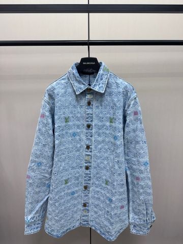 ÁO NAM LV* TYLER DENIM HỌA TIẾT MONOGRAM MÀU XANH NHẠT