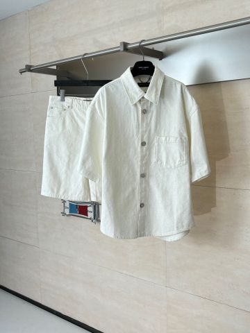 ÁO SƠ MI NAM L V NGẮN TAY MONOGRAM DẬP NỔI PHỐI NÚT NGỌC PHOM CỔ ĐIỂN