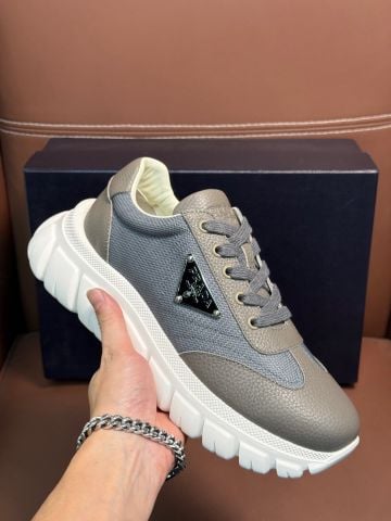 GIÀY THỂ THAO NAM PRD PHOM TỐI GIẢN ĐẲNG CẤP