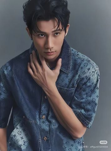 ÁO SƠ MI NAM L V DENIM SHORT-SLEEVE MONOGRAM SURPLUS PATCHWORK