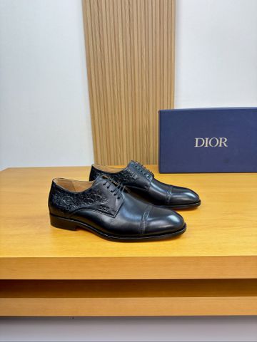 GIÀY ÂU NAM DR DERBY MŨI CAP TOE DẬP NỔI HỌA TIẾT OBLIQUE PHOM THANH LỊCH