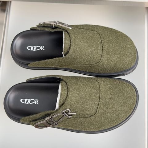 GIÀY SỤC NAM D R × LEWIS HAMILTON PHOM CLOG VELVET KHÓA KIM LOẠI