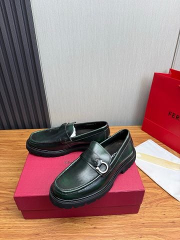 GIÀY NAM LOAFER FG DA BÒ XỬ LÝ PATINA PHỐI GANCINI KIM LOẠI