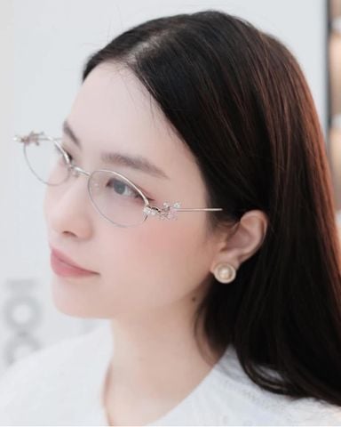 KÍNH MẮT UNISEX GM GỌNG OVAL MẢNH ĐÍNH ĐÁ “JEWELRY HINGE” TINH XẢO