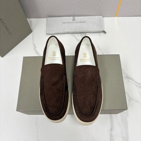 GIÀY SLIP-ON NAM B C CHEVRON-EFFECT DA BÊ SUEDE, PHOM APRON-TOE