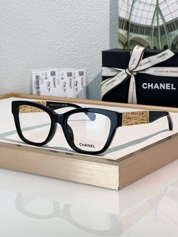 GỌNG KÍNH NỮ CHNEL GỌNG ĐEN LUXE – CÀNG VÀNG KHẮC HỌA TIẾT SANG TRỌNG