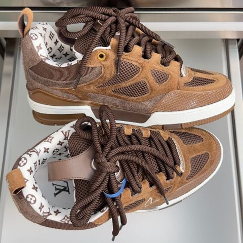GIÀY SNEAKER NAM L V SKATE PHOM CHUNKY PHỐI DA BÊ LỘN & LƯỚI KỸ THUẬT