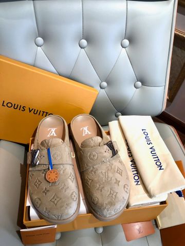 SỤC NAM LV* TO-GO COMFORT MONOGRAM SUEDE • TĂNG 3CM