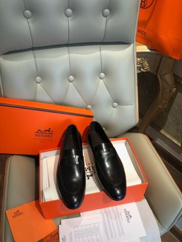 GIÀY NAM LOAFER HERM* KHÓA H ĐEN – FORM GỌN, THANH LỊCH