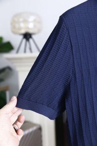 ÁO POLO DỆT KIM NAM L P CỔ MỞ JACQUARD PHOM REGULAR
