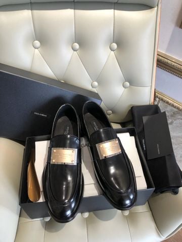 GIÀY NAM LOAFER D&G* DA BÊ ĐÁNH BÓNG – KHÓA BẢN MẠ VÀNG, ĐẾ DA Ý