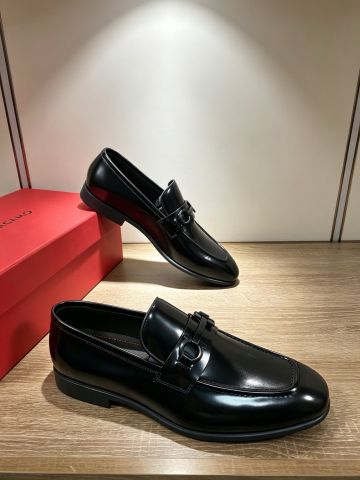 GIÀY LOAFER NAM F G SUPREME GANCINI ORNAMENT MŨI VUÔNG DA BÒ BÓNG