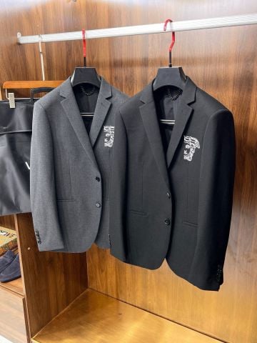 ÁO VEST NAM VERSAC* PHOM Ý SLIM TÔN DÁNG – DỆT MỊN SANG TRỌNG