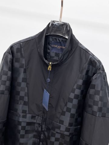 ÁO KHOÁC BOMBER UNISEX L V CARO DẬP NỔI TINH XẢO