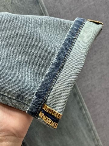 QUẦN JEANS NAM P R D PHOM SUÔNG GỌN – DENIM COTTON WASH BẠC CÁ TÍNH