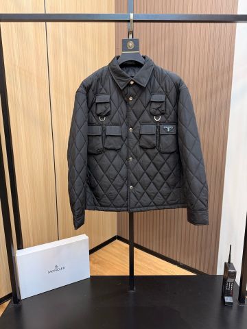 ÁO KHOÁC BR* CHẦN BÔNG KIM CƯƠNG – ẤM NHẸ, FORM ĐẸP