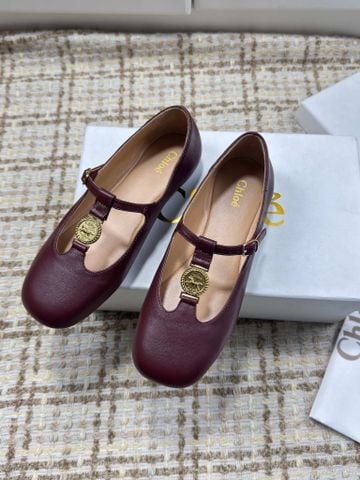 GIÀY NỮ CL* MARY JANE QUAI NGANG LOGO MEDALLION SANG TINH TẾ