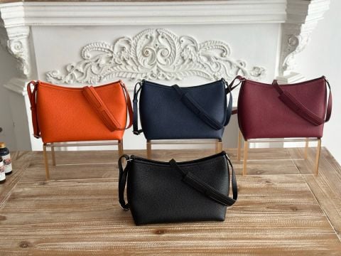 TÚI ĐEO NAM NỮ H M BERLINGOT VINTAGE BAG DA VÂN HẠT DÂY H BẢN RỘNG PHONG THÁI TINH GIẢN ĐẲNG CẤP