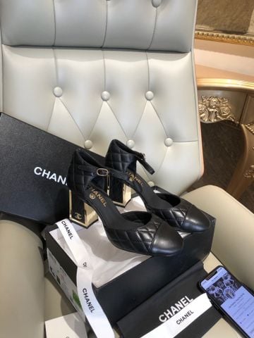 Giày cao gót C N Mary Jane  – Vẻ kiêu kỳ cổ điển, tỏa sáng mọi bước chân