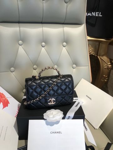 TÚI XÁCH NỮ CN TOP HANDLE FLAP QUILTED – TAY CẦM XÍCH ĐÍNH ĐÁ LẤP LÁNH, KHOÁ CC BIỂU TƯỢNG 19cm