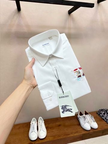 ÁO SƠ MI NAM B B R COTTON SỢI MỊN – THÊU EQUESTRIAN KNIGHT DESIGN / EKD TRƯỚC NGỰC