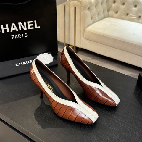 GIÀY CAO GÓT NỮ CN BST 26C LOGO DOUBLE C PHỐI 2 TÔNG – CHẦN DIAMOND SANG TRỌNG, MŨI NHỌN THANH THOÁT