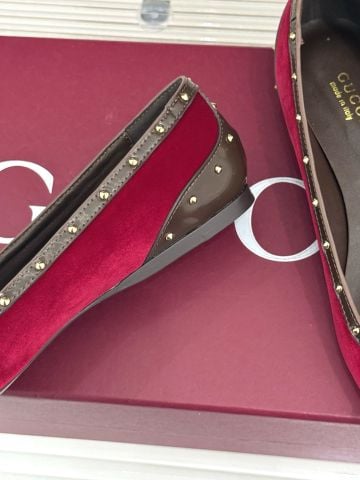 GIÀY BÚP BÊ NỮ G C HORSEBIT BALLET FLAT DA BÓNG PHỐI NHUNG ĐÍNH ĐINH TÁN