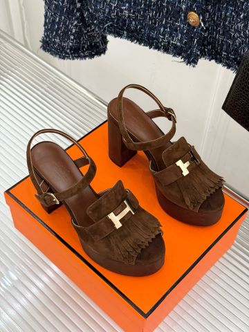 GIÀY CAO GÓT NỮ H M DA LỘN WATERPROOF PLATFORM SANDAL KHÓA H KIM LOẠI