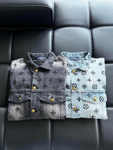 ÁO KHOÁC JEAN NAM L V THÊU NỔI MONOGRAM 3D FULL LOGO