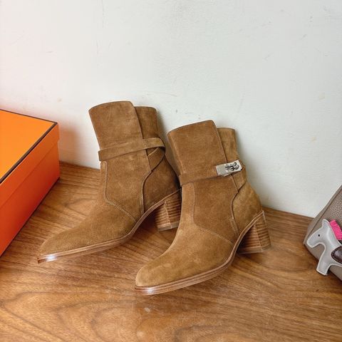 BOOT NỮ HERM*  DA LỘN NÂU GÓT VỪA