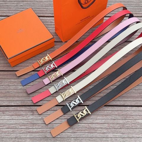 THẮT LƯNG NỮ H M KELLY 2.5CM DA BÒ HAI MẶT KHÓA KIM LOẠI BẠC THANH LỊCH