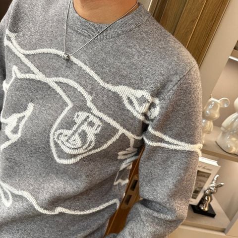 ÁO LEN NAM BRB DỆT HÌNH NGỰA SIGNATURE – FORM CHUẨN ĐẸP, PHONG CÁCH ÂU TỐI GIẢN