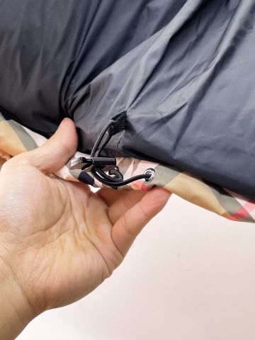 ÁO KHOÁC PHAO UNISEX BBR PHỐI CANVAS CHECK BIỂU TƯỢNG – ẤM NHẸ SANG TRỌNG