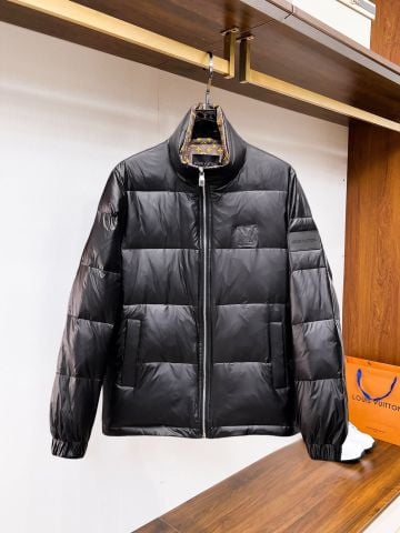 ÁO PHAO NAM L V PHOM PUFFER CHẦN Ô LỚN – LOGO DẬP CHÌM TINH TẾ, LÓT MONOGRAM SANG TRỌNG