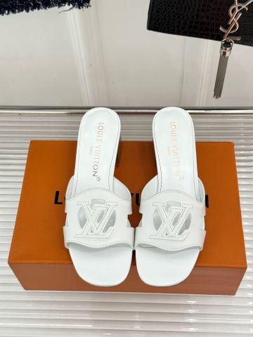 DÉP NỮ L V LV ISOLA MULE DA BÊ MỀM – GÓT VUÔNG 5CM THANH LỊCH, TÔN DÁNG