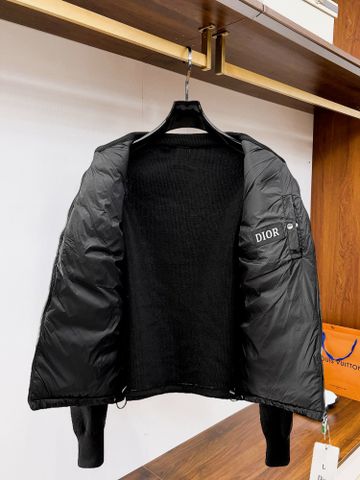 ÁO KHOÁC PHAO NAM DIO PHỐI LEN THỂ THAO SANG – GIỮ ẤM NHẸ, FORM GỌN, LOGO NỔI BẬT