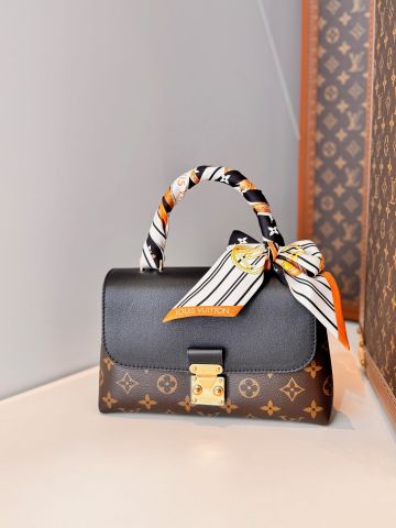 TÚI XÁCH NỮ L V MADELEINE BB PHỐI MONOGRAM NẮP DA KHÓA S-LOCK THANH LỊCH
