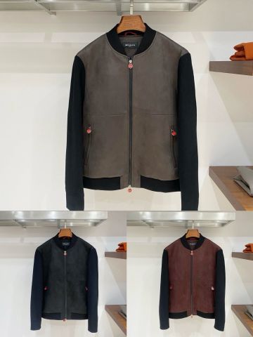 ÁO KHOÁC BOMBER NAM DÁNG VARSITY TỐI GIẢN, PHỐI TƯƠNG PHẢN SANG GỌN, LÊN FORM CHUẨN