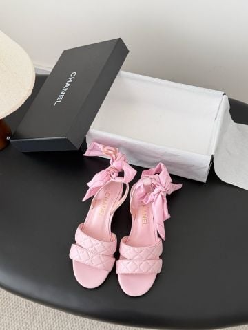 SANDAL CAO GÓT NỮ CN QUILTED LAMBSKIN BOW ANKLE-STRAP BLOCK HEEL