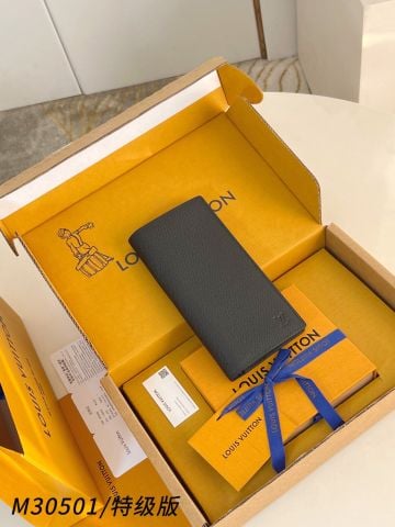 VÍ DÀI NAM NỮ L V BRAZZA DA NHÁM – FORM MỎNG GỌN, TỐI GIẢN LỊCH THIỆP