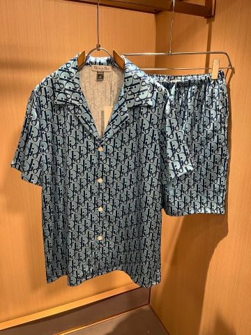 BỘ LOUNGEWEAR NAM D R OBLIQUE SILK TWILL – ÁO SƠ MI TAY NGẮN & QUẦN SHORTS ĐỒNG BỘ