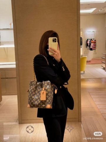 TÚI XÁCH NỮ L V NOÉ TRUNK MONOGRAM ORIGINE DÂY XÍCH DA ĐAN PHIÊN BẢN KỶ NIỆM