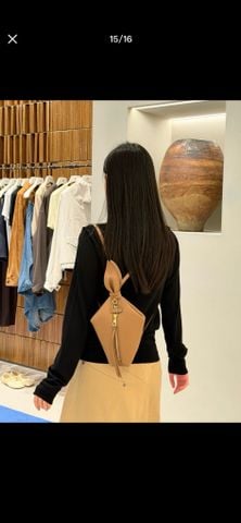 TÚI NỮ L W SCARF BACKPACK PHOM KHĂN THẮT TẠO HÌNH TAI THỎ