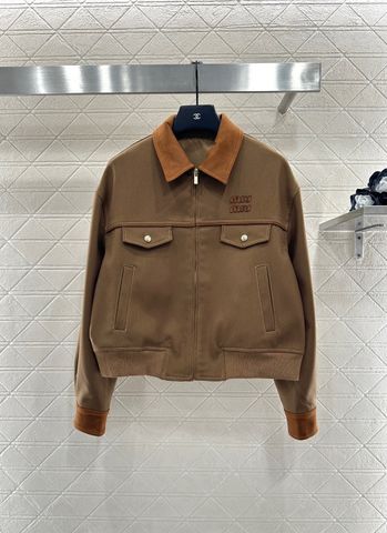 ÁO KHOÁC NỮ MM CỔ LẬT DA LỘN PHỐI CHẤT LIỆU – PHOM JACKET GỌN SANG, NHẤN CHỮ THÊU HIỆN ĐẠI