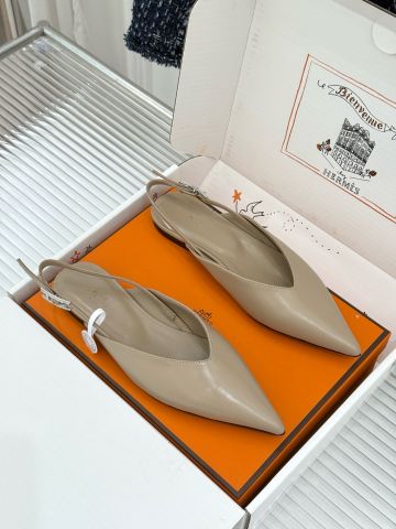 GIÀY CAO GÓT NỮ H M SLINGBACK MŨI NHỌN KHÓA H KÉP