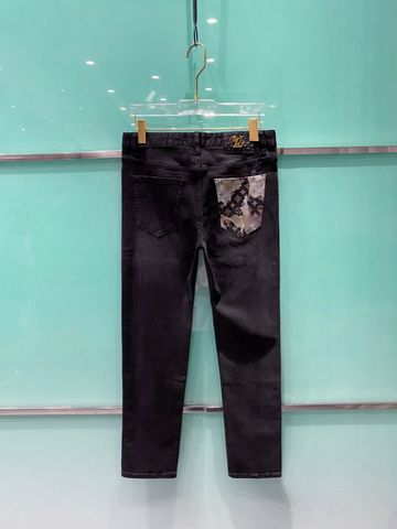 QUẦN JEANS NAM L V WASHED BLACK STRETCH DENIM – PHOM SLIM FIT TÔN DÁNG, TÚI SAU MONOGRAM PATCH & LOGO KIM LOẠI